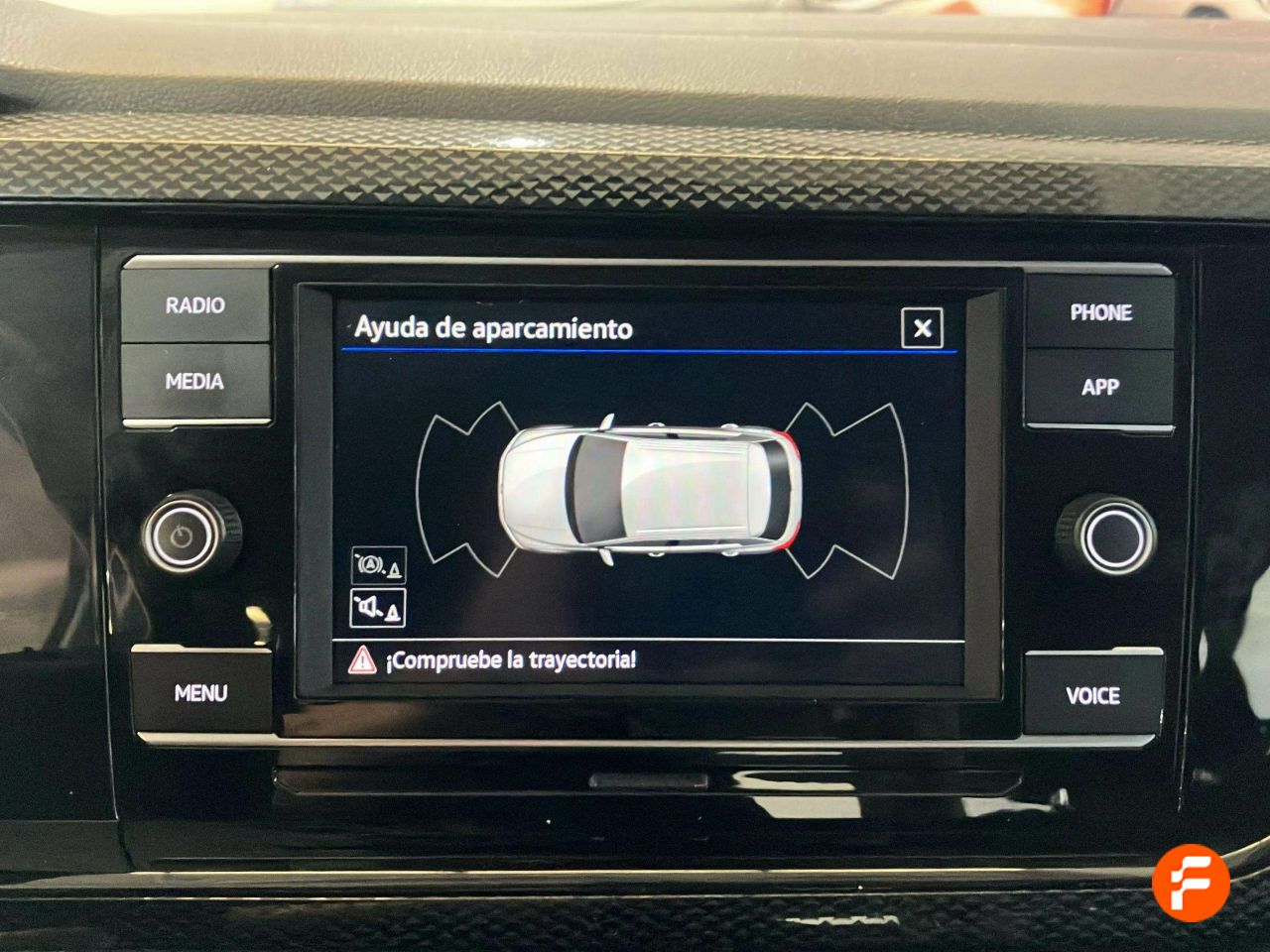 Foto Volkswagen Taigo 18