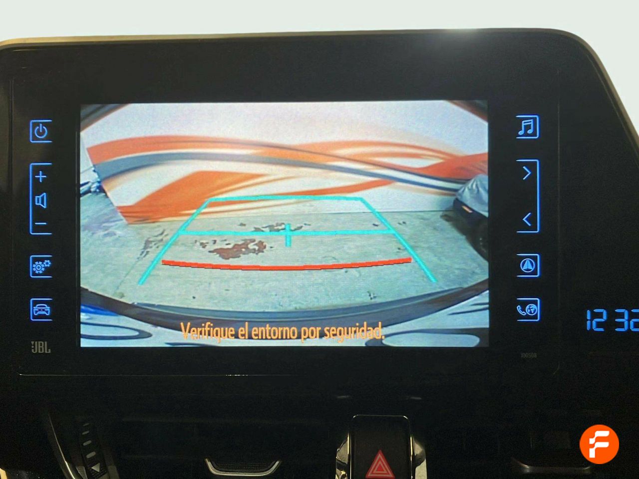 Foto Toyota C-HR 18