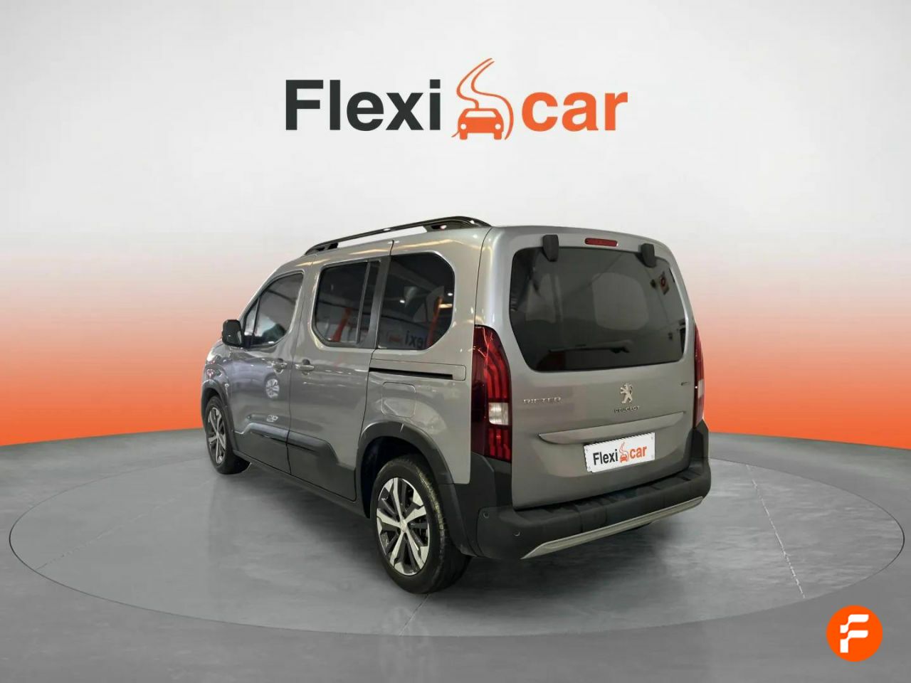 Foto Peugeot Rifter 9