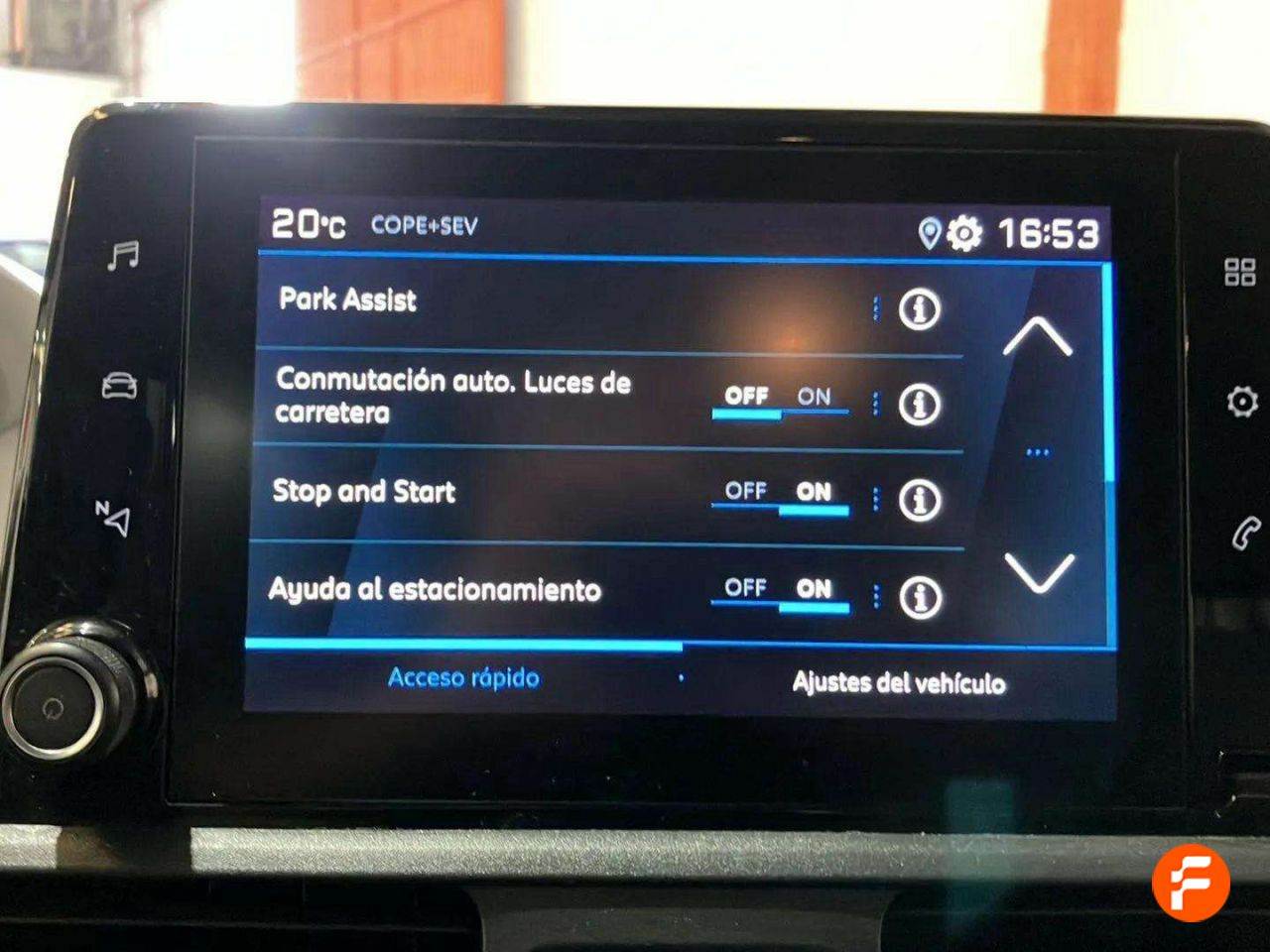 Foto Peugeot Rifter 18