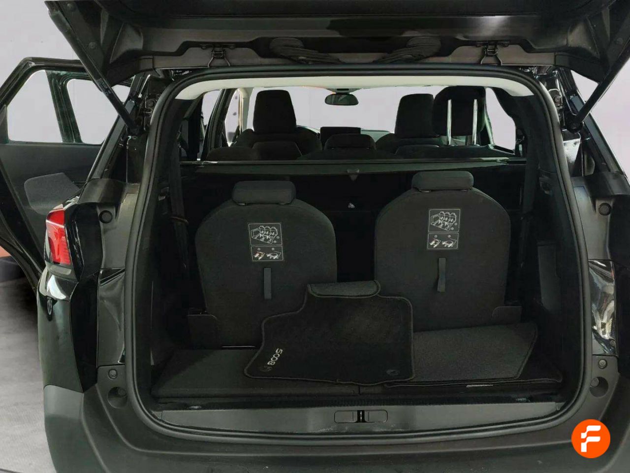Foto Peugeot 5008 18