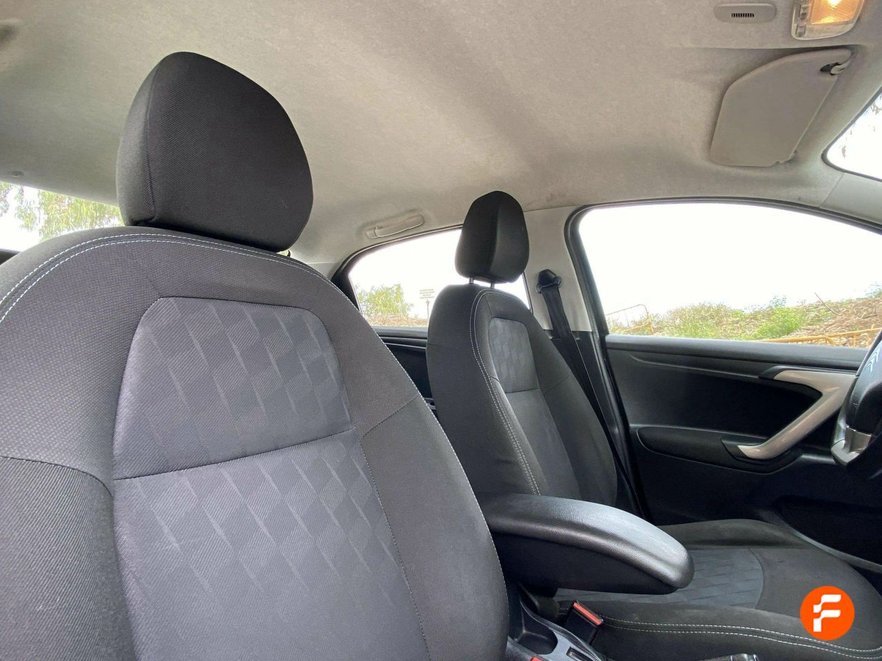 Foto Citroën C-Elysèe 22