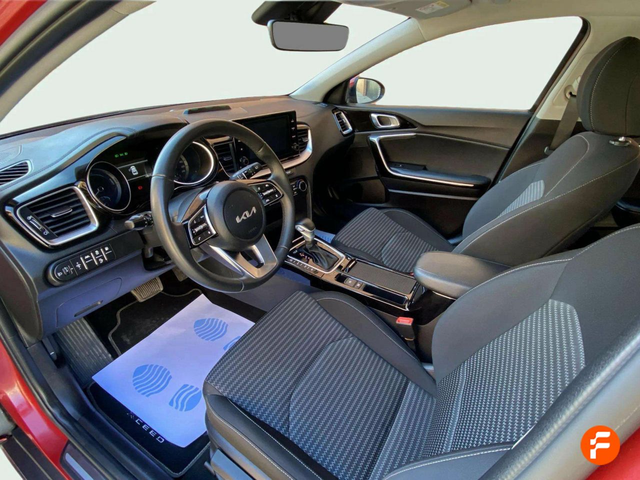 Foto Kia XCeed 25