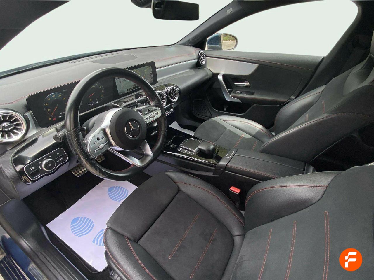 Foto Mercedes-Benz Clase CLA 31
