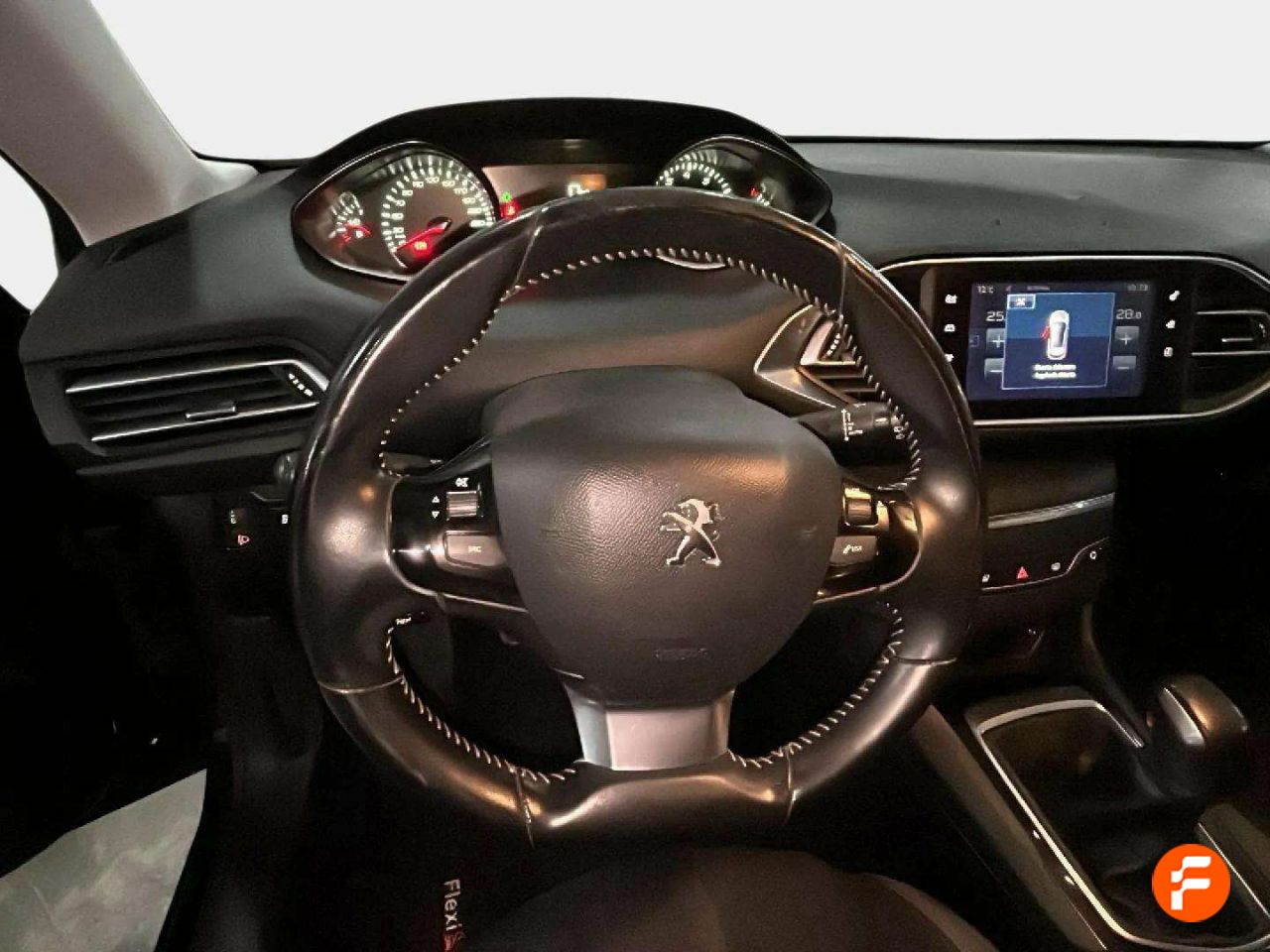 Foto Peugeot 308 8