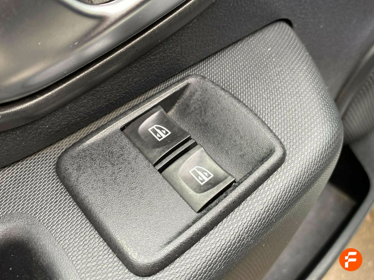 Foto Dacia Sandero 15