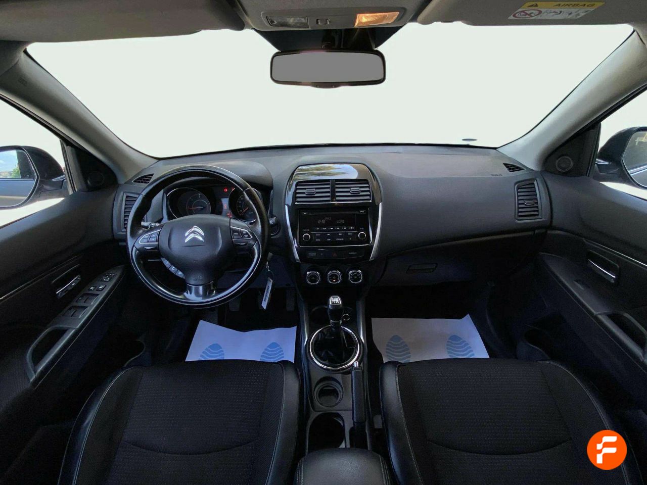 Foto Citroën C4 Aircross 10