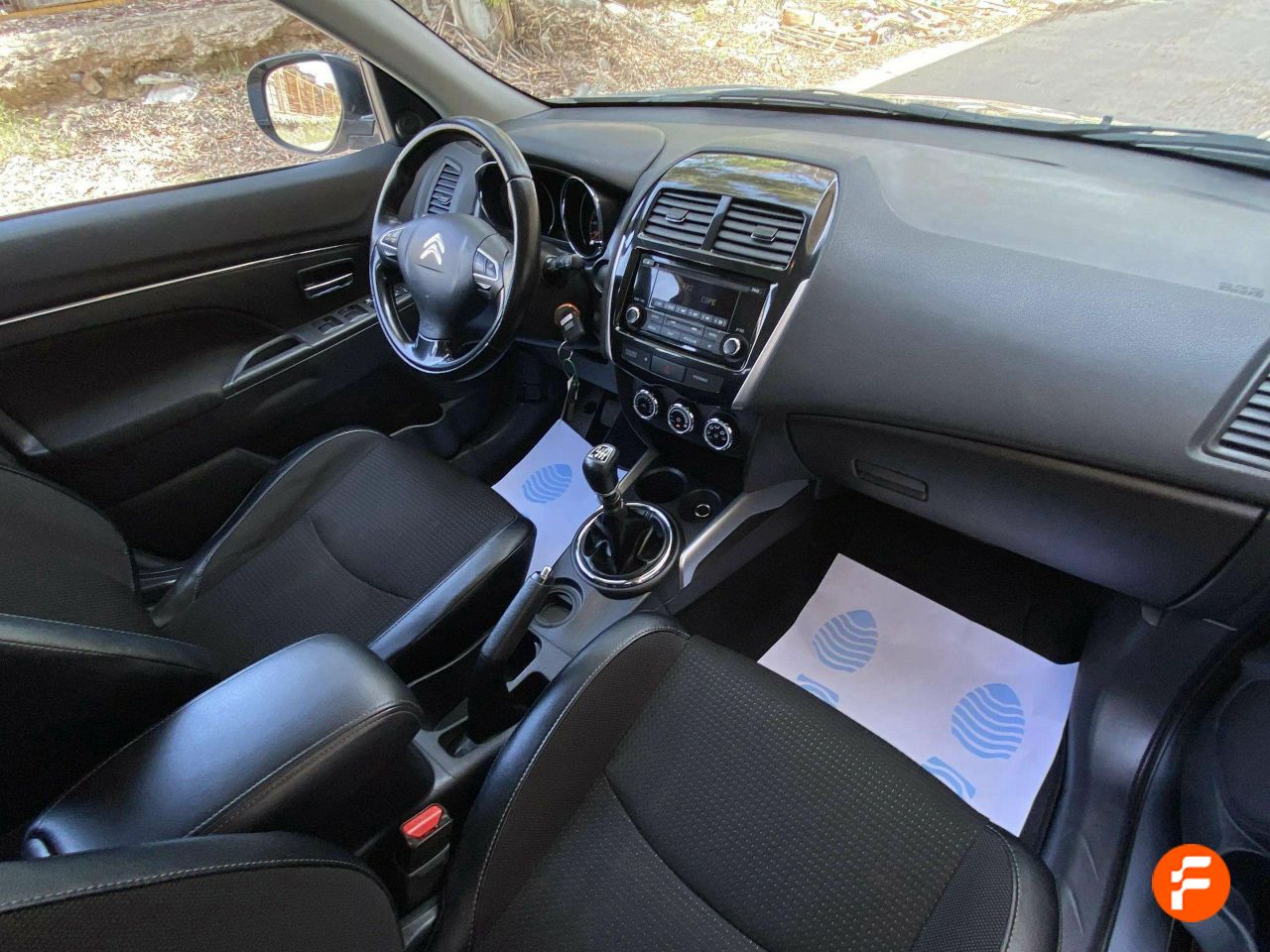 Foto Citroën C4 Aircross 24