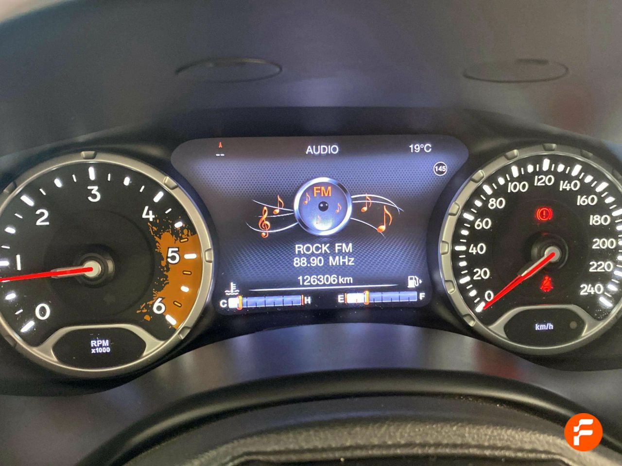 Foto Jeep Renegade 14