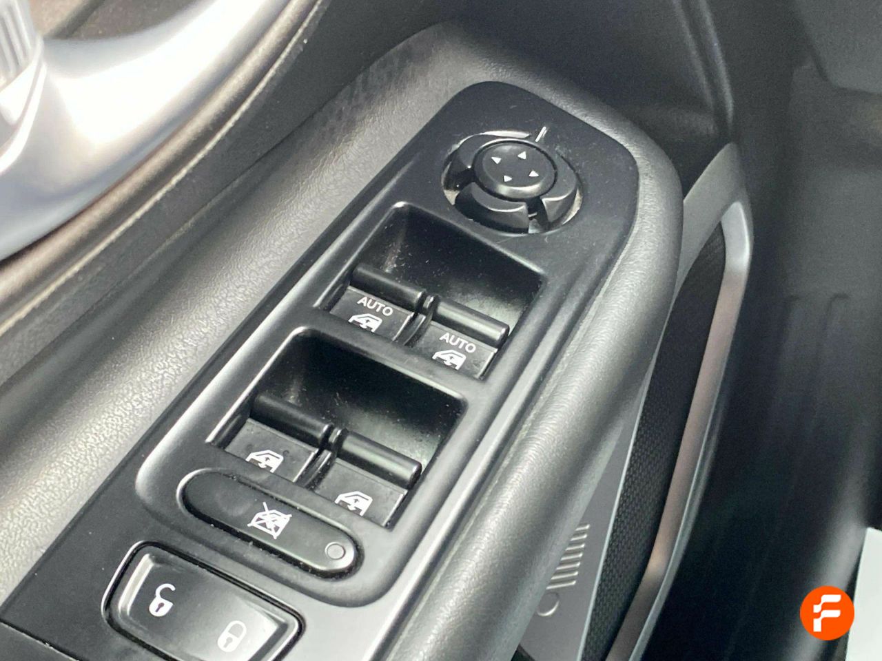 Foto Jeep Renegade 18