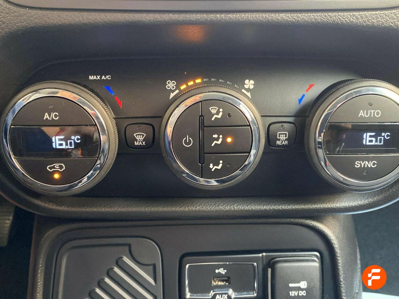 Foto Jeep Renegade 21