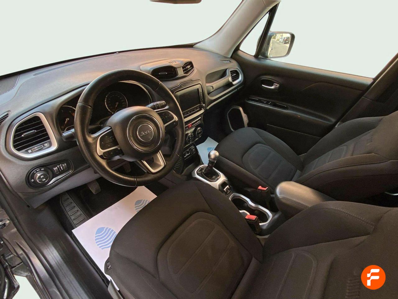 Foto Jeep Renegade 23