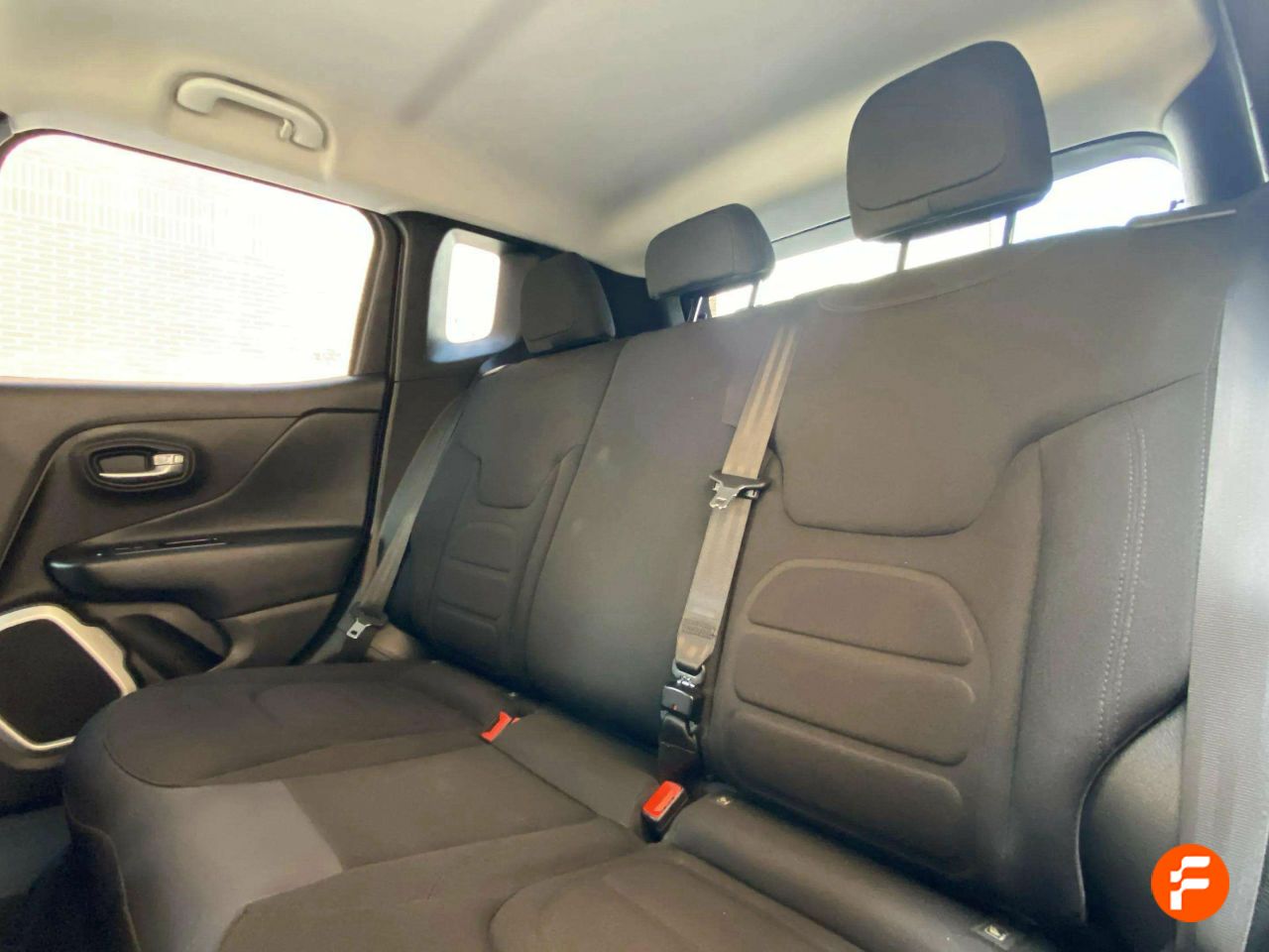 Foto Jeep Renegade 26