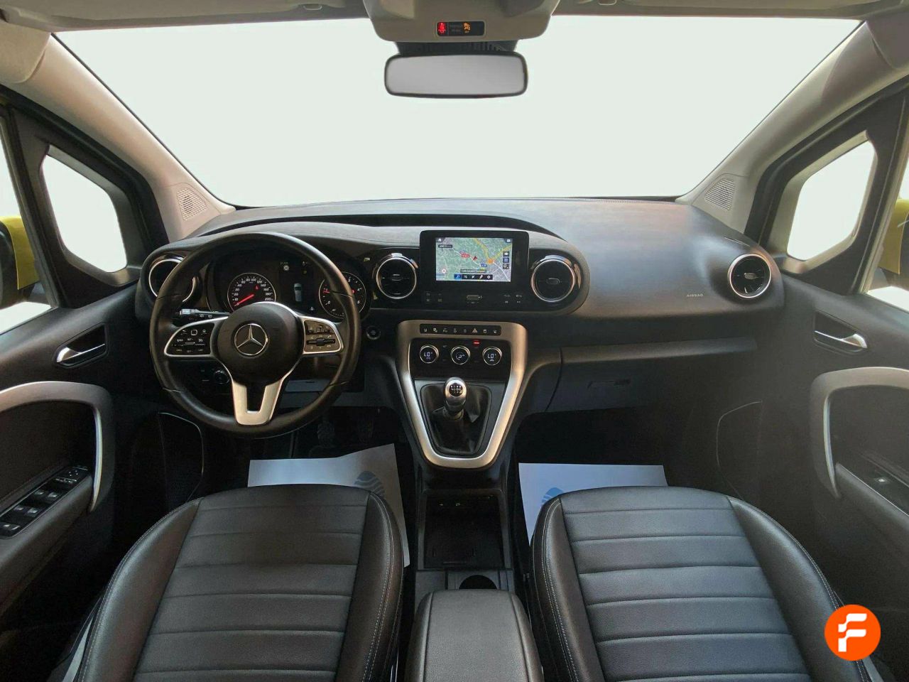 Foto Mercedes-Benz Clase T 10