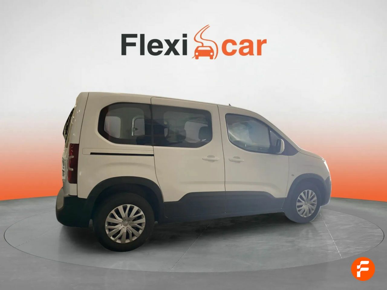 Foto Peugeot Rifter 8
