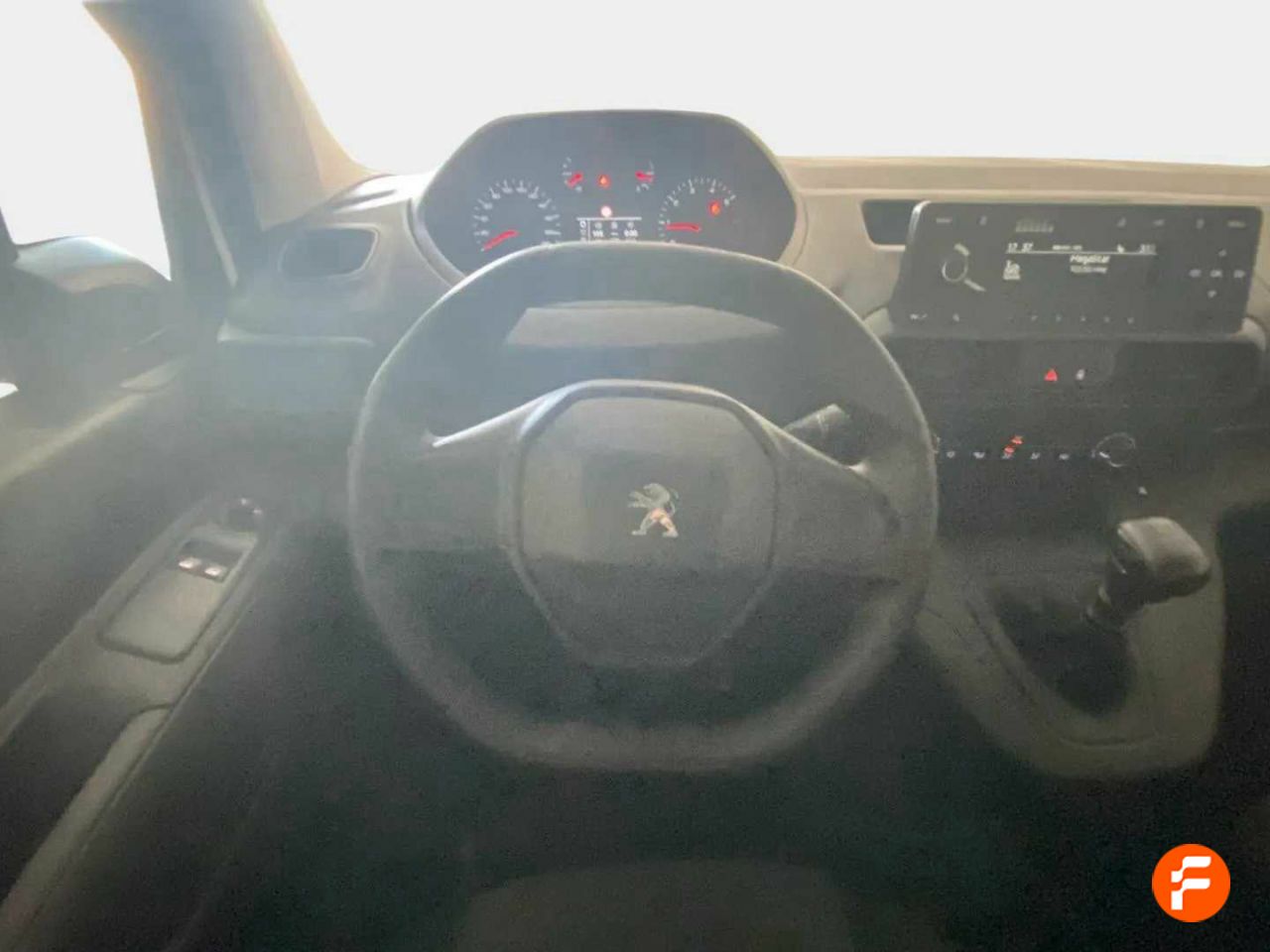 Foto Peugeot Rifter 13