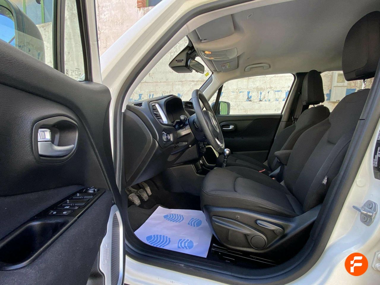 Foto Jeep Renegade 25