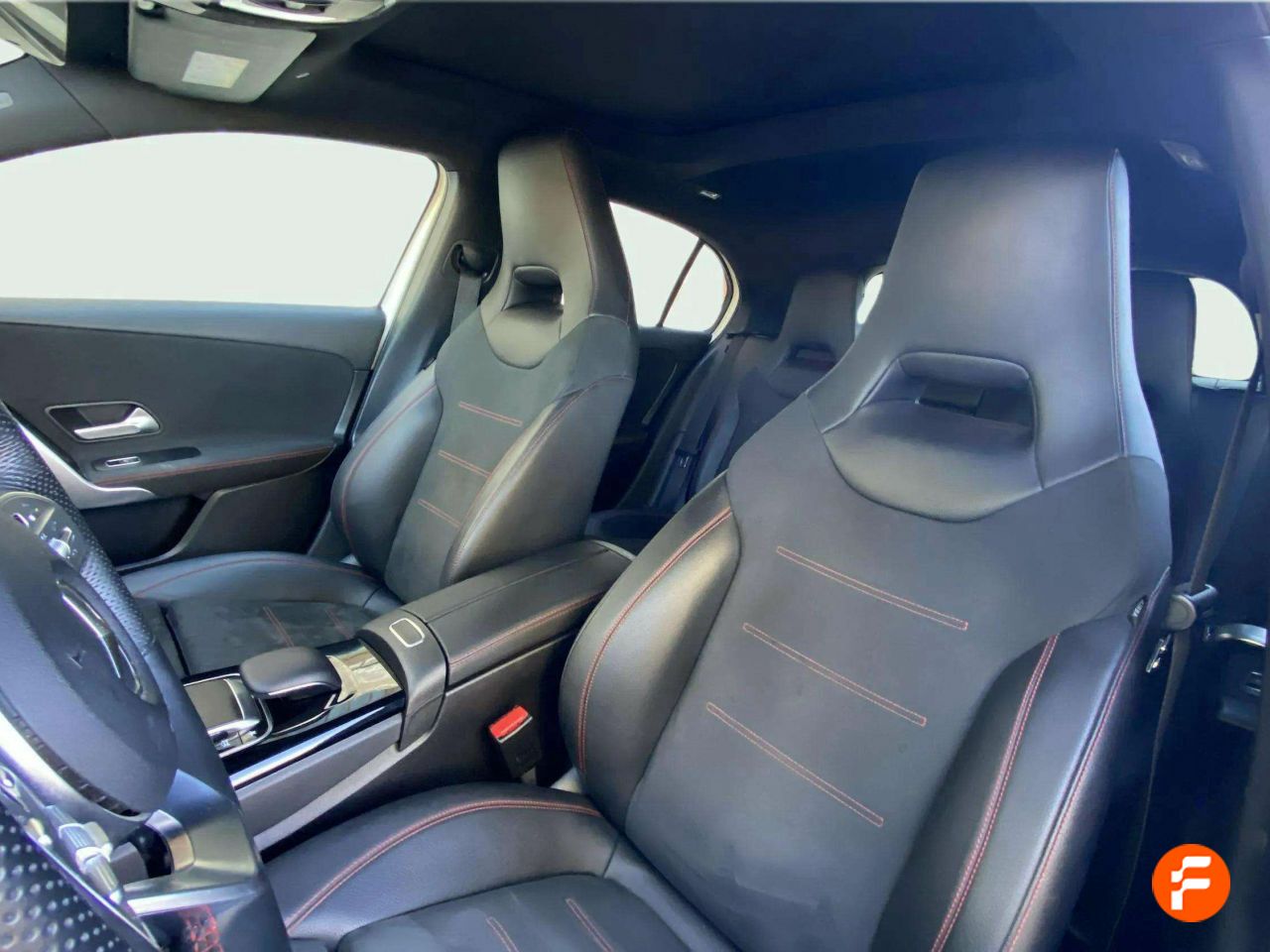 Foto Mercedes-Benz Clase A 30