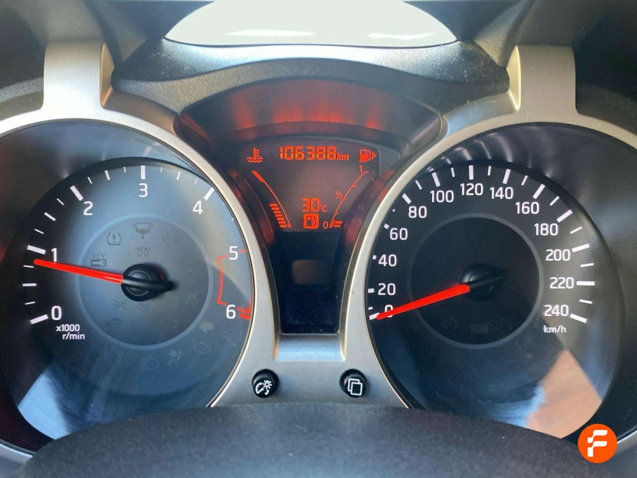 Foto Nissan Juke 14