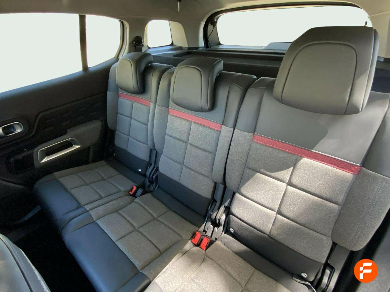 Foto Citroën C5 Aircross 24