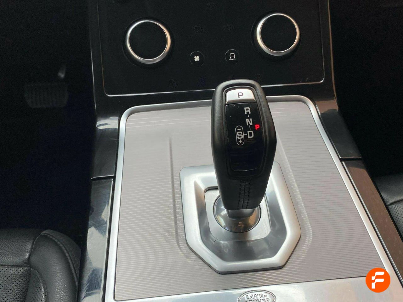 Foto Land-Rover Range Rover Evoque 17