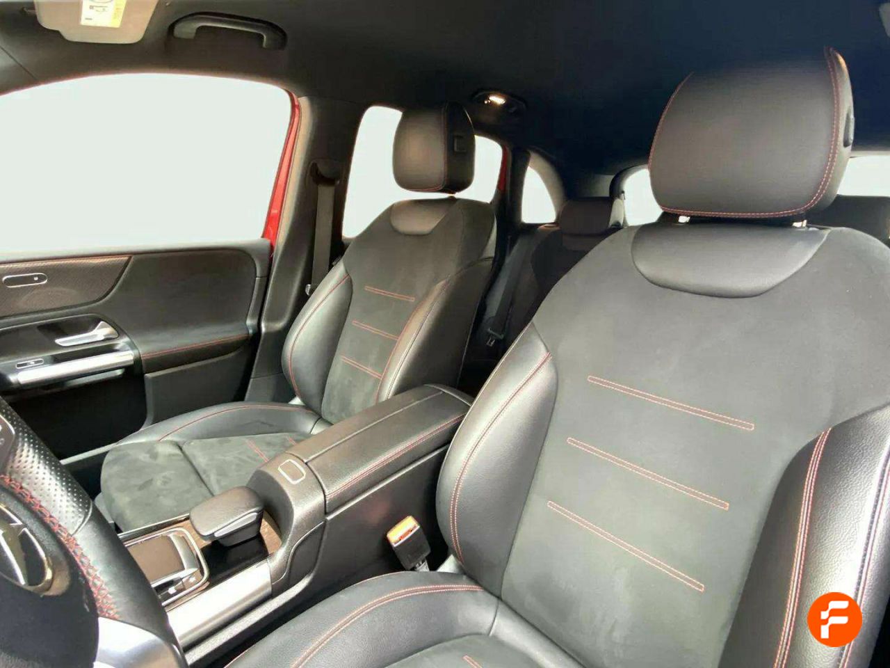 Foto Mercedes-Benz Clase B 29