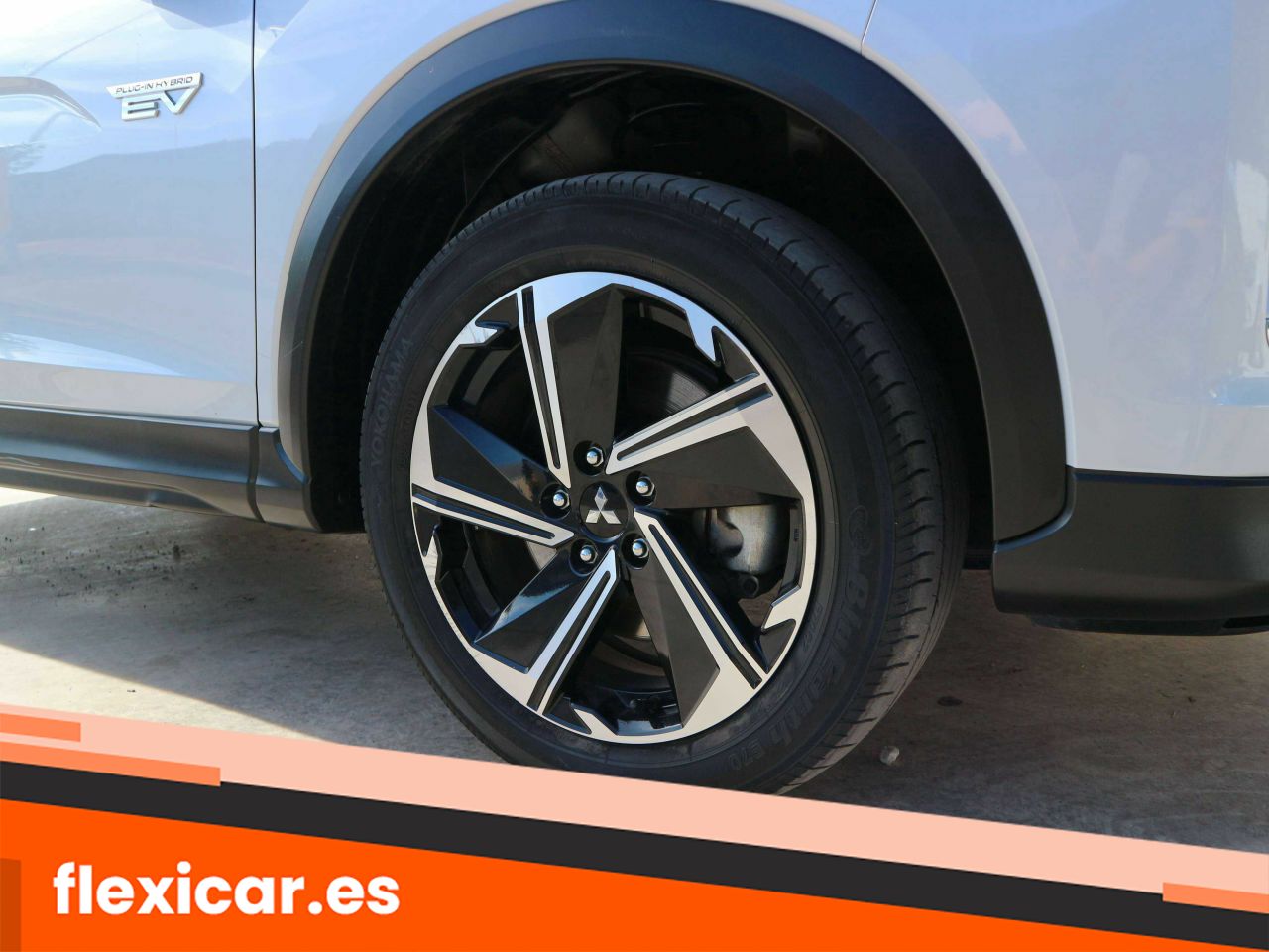 Foto Mitsubishi Eclipse Cross 18