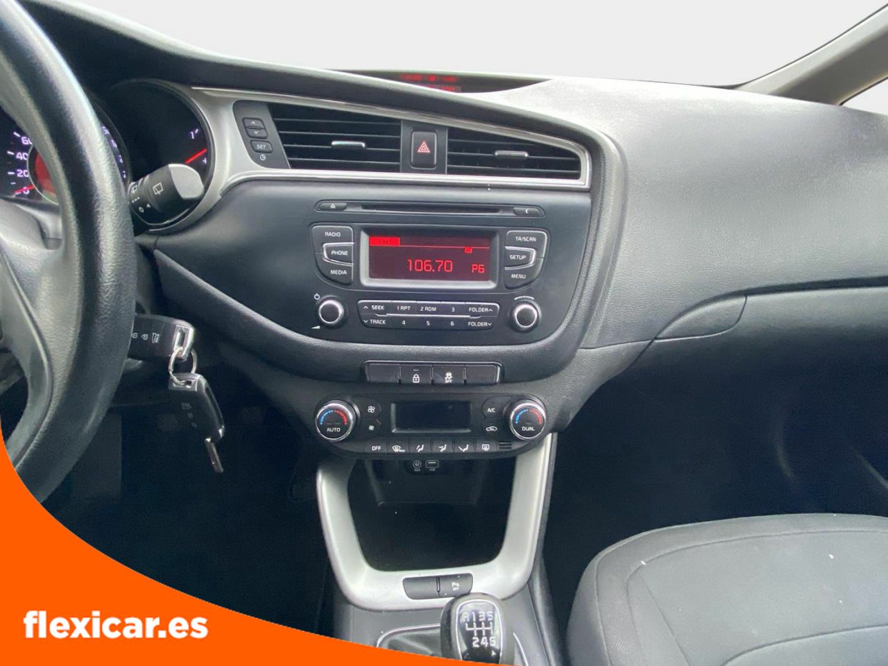 Foto Kia Ceed 15