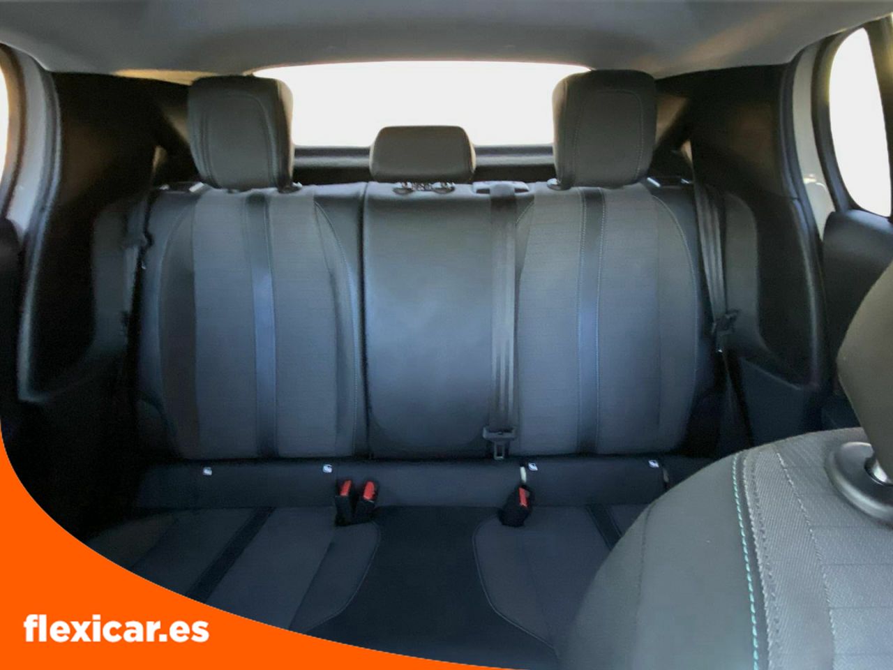 Foto Peugeot 208 14