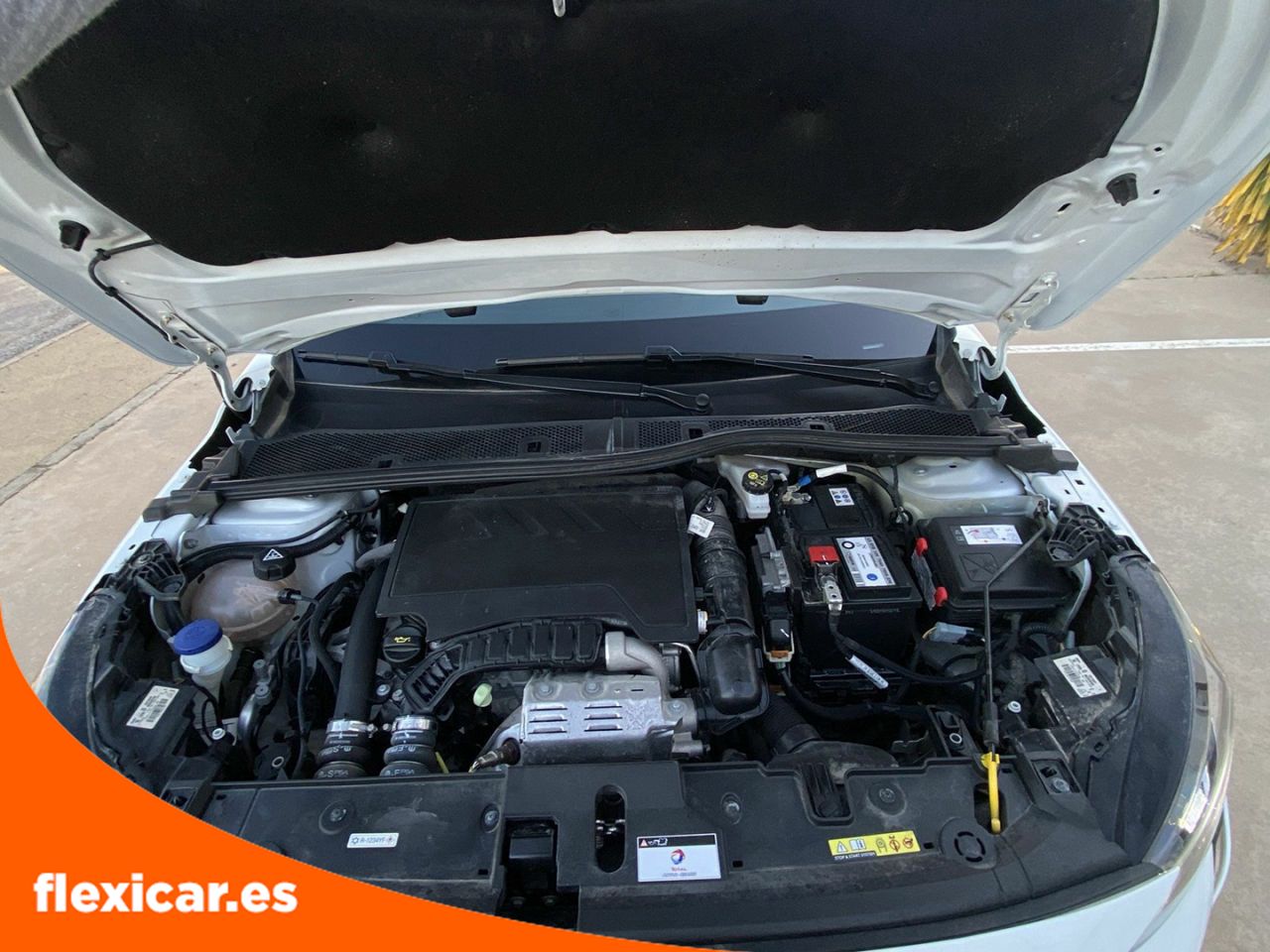 Foto Peugeot 208 16