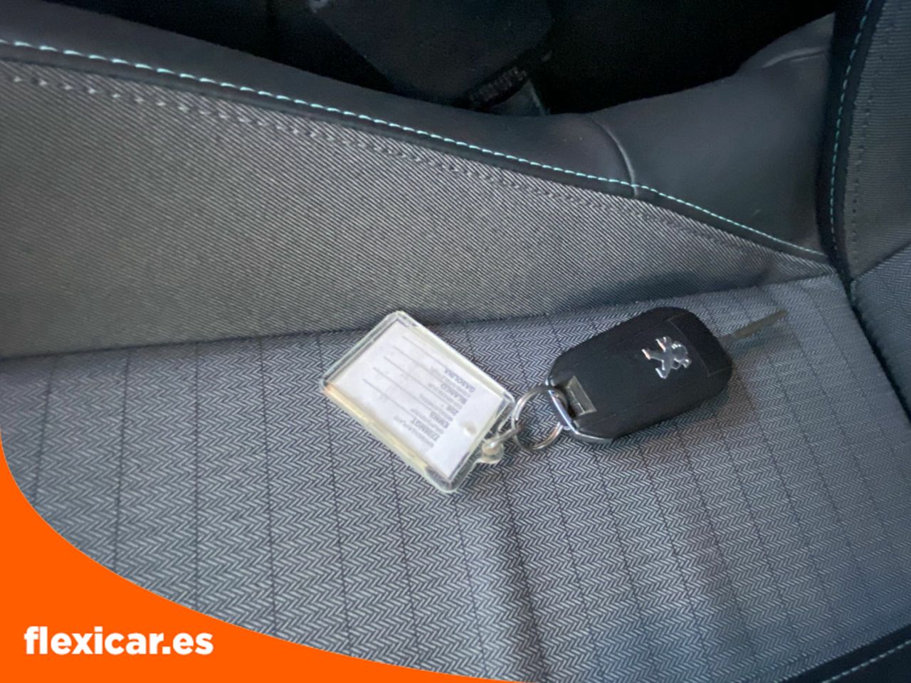 Foto Peugeot 208 17