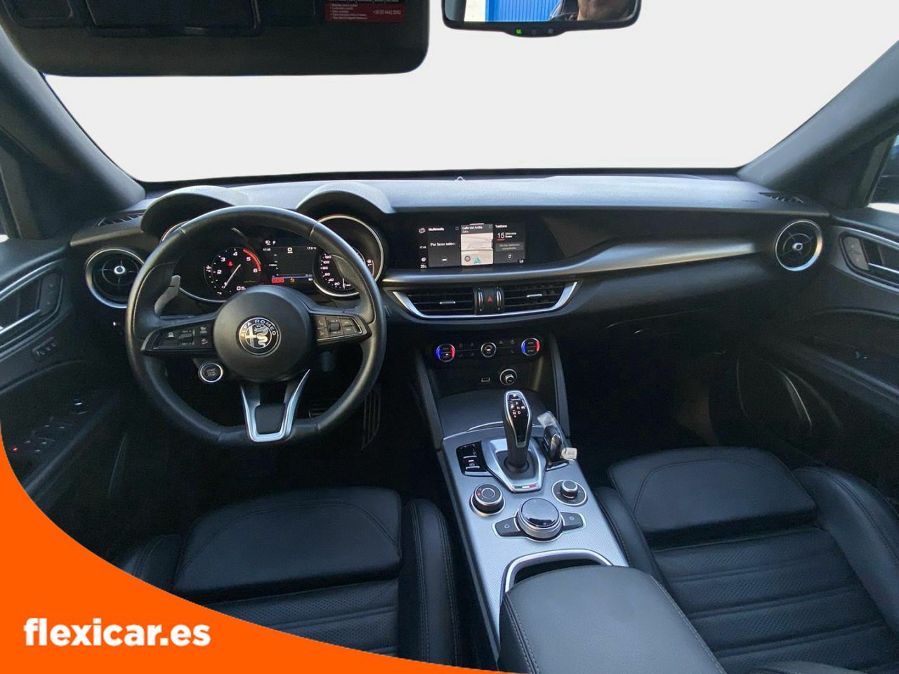 Foto Alfa Romeo Stelvio 10