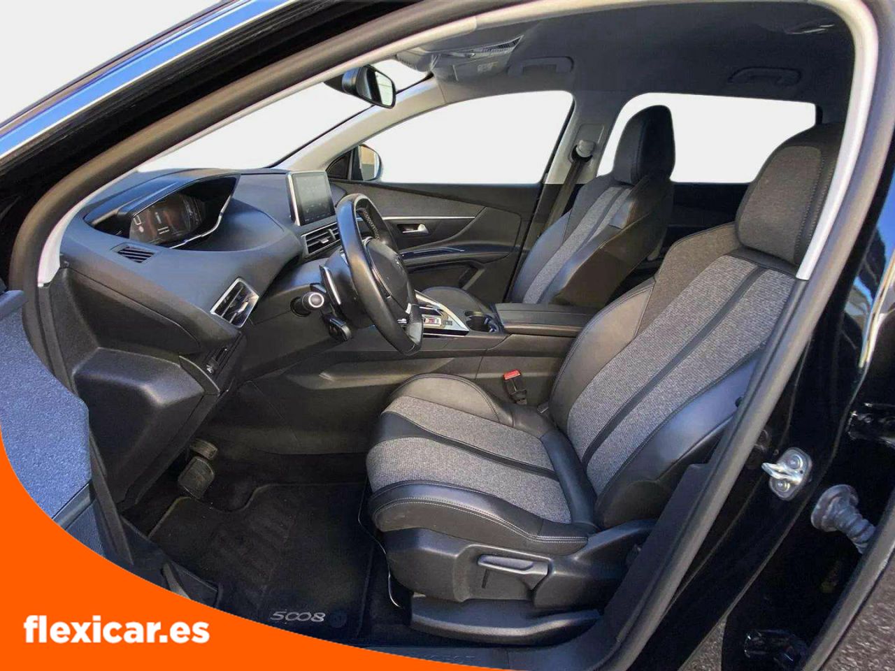 Foto Peugeot 5008 12