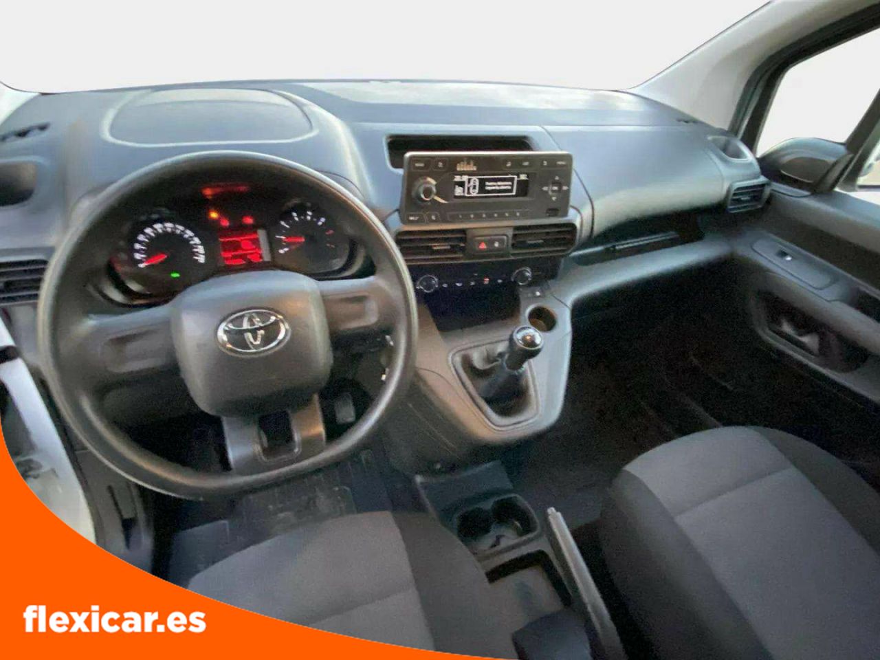 Foto Toyota Proace 9