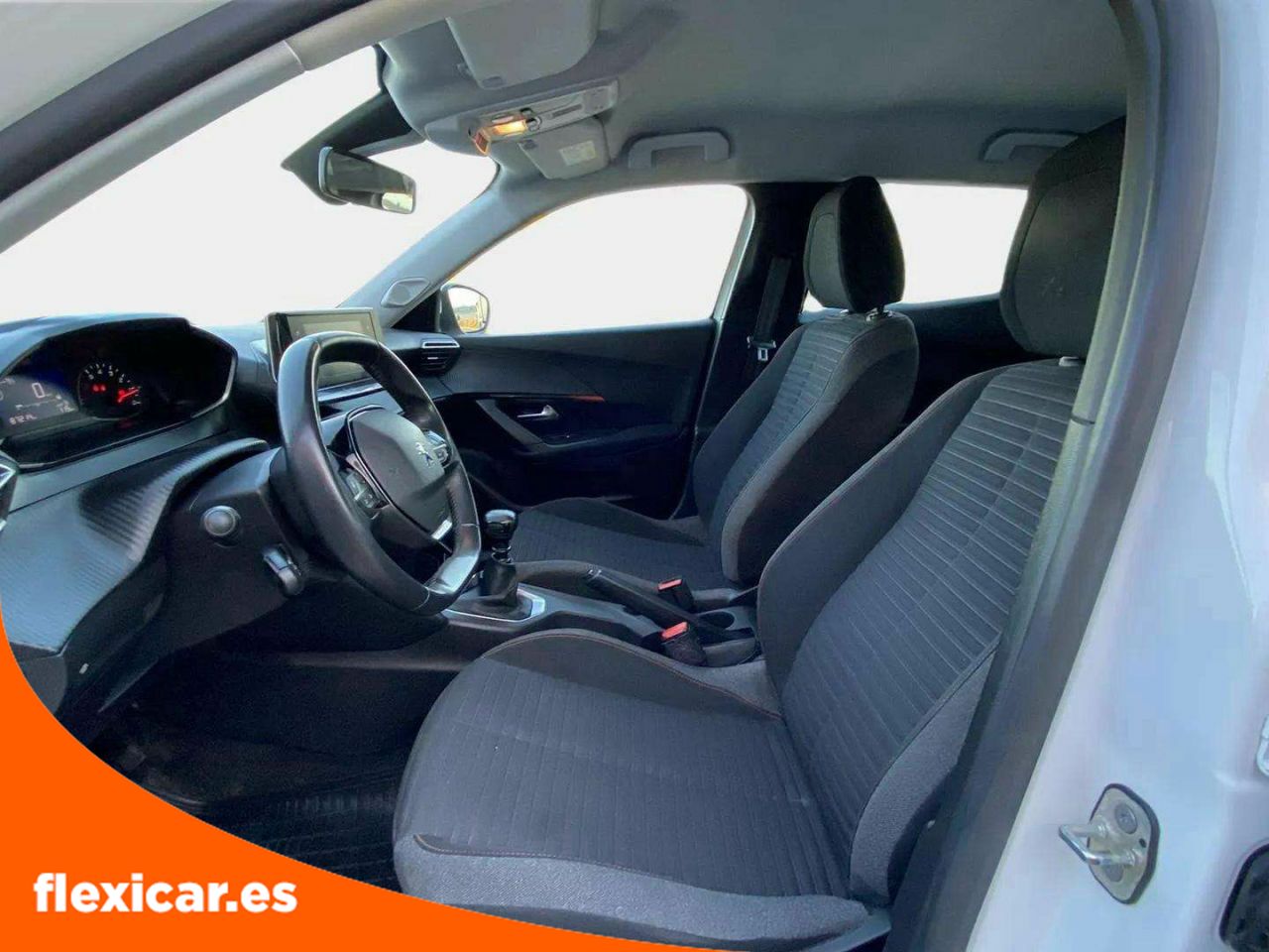 Foto Peugeot 2008 12