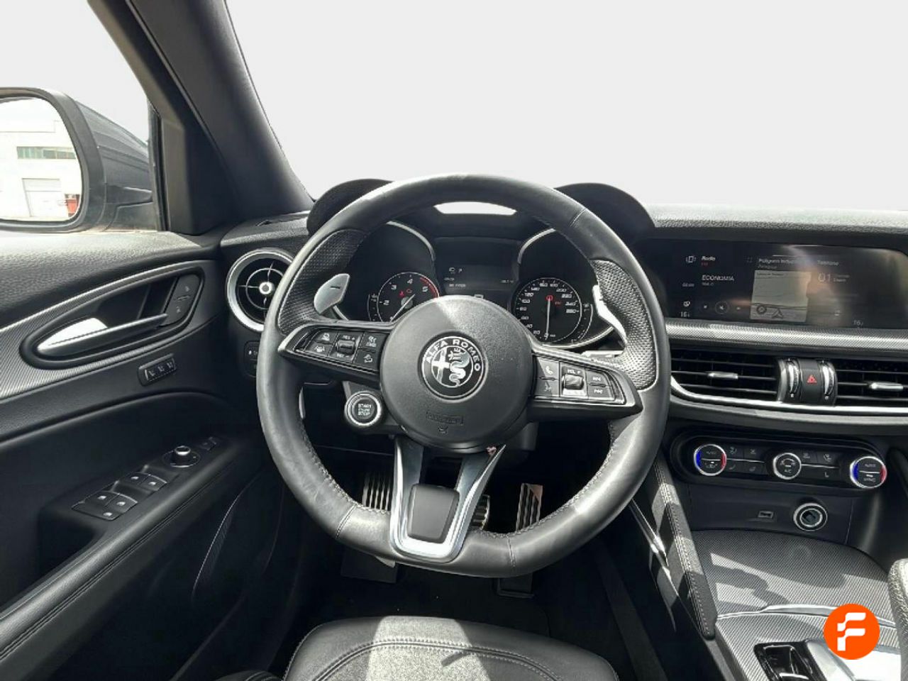 Foto Alfa Romeo Stelvio 10