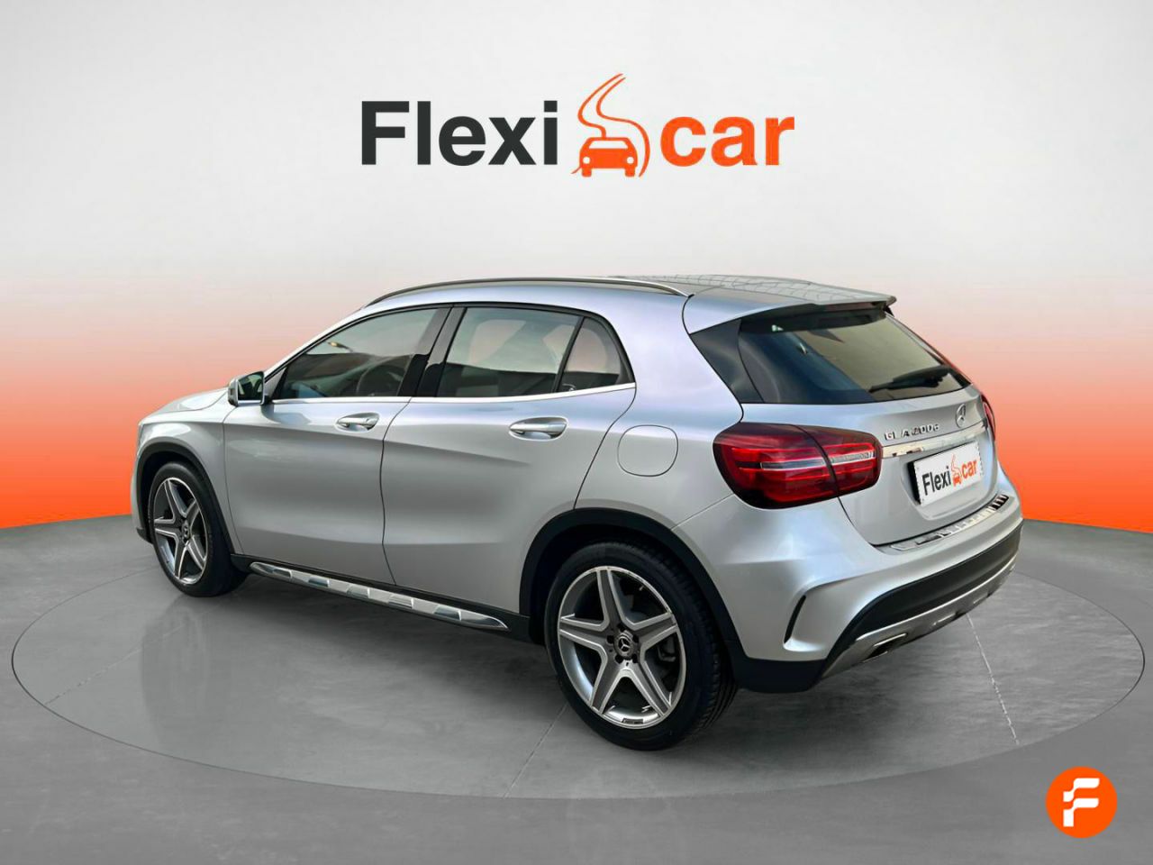 Foto Mercedes-Benz Clase GLA 4