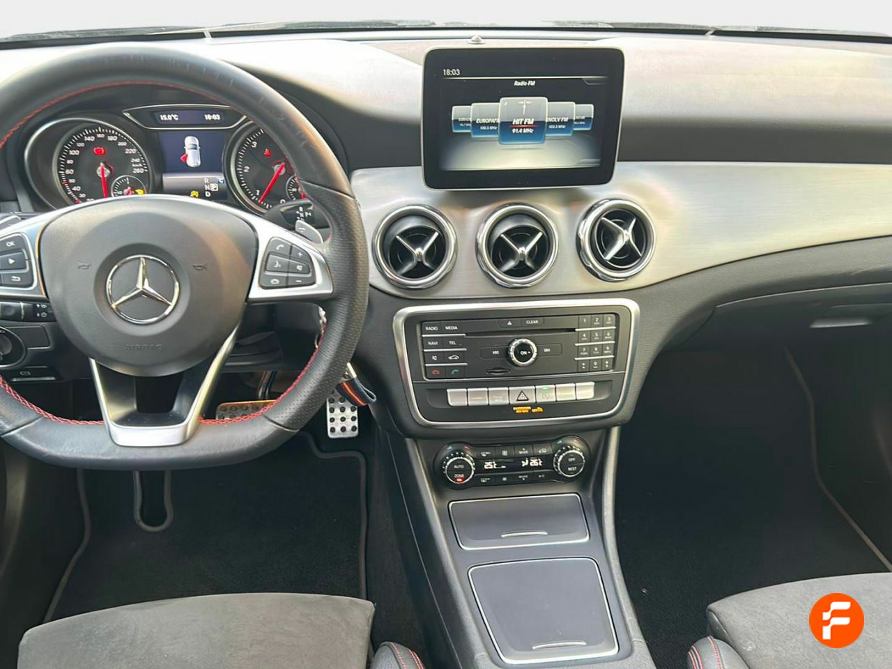 Foto Mercedes-Benz Clase GLA 11