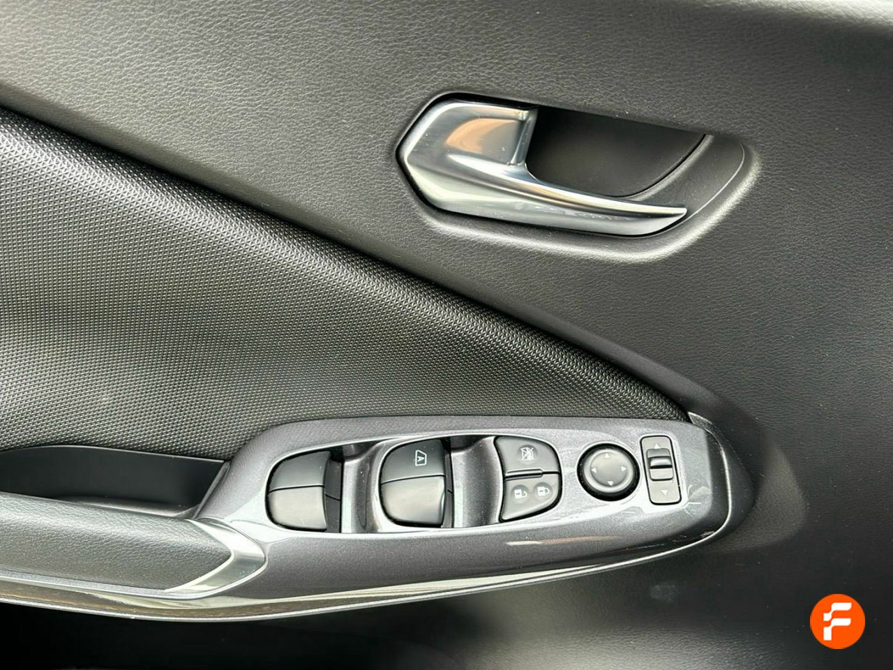 Foto Nissan Juke 15