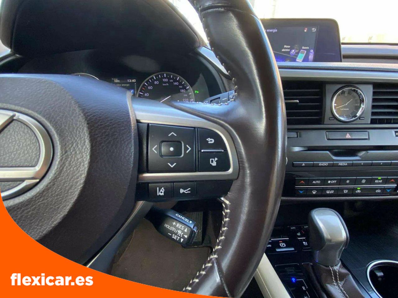 Foto Lexus RX 15