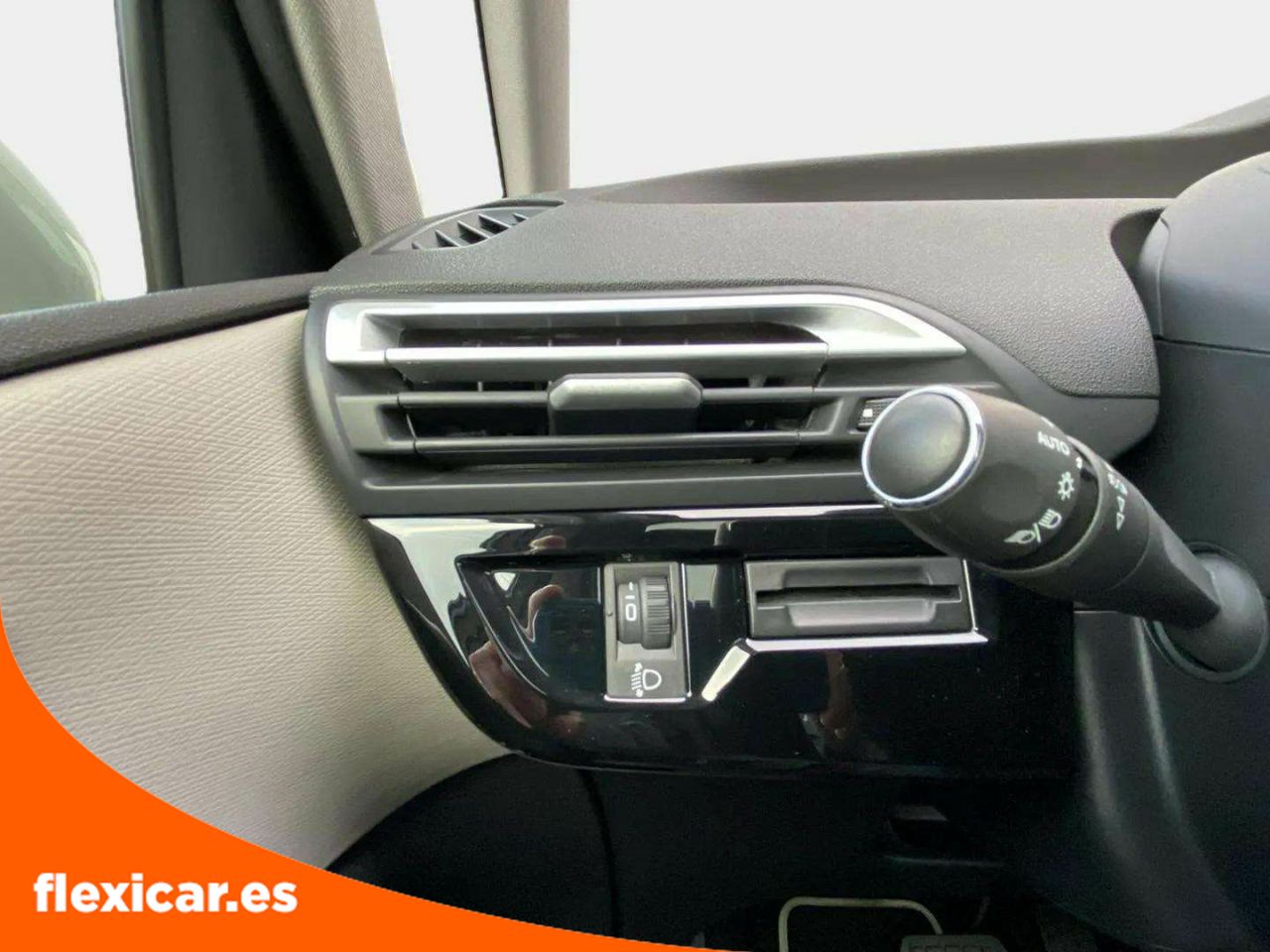 Foto Citroën Grand C4 SpaceTourer 15