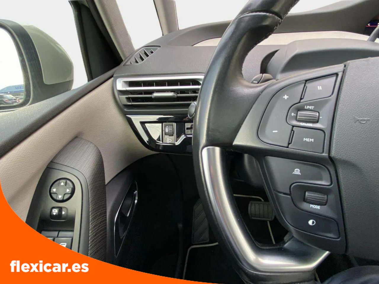 Foto Citroën Grand C4 SpaceTourer 17