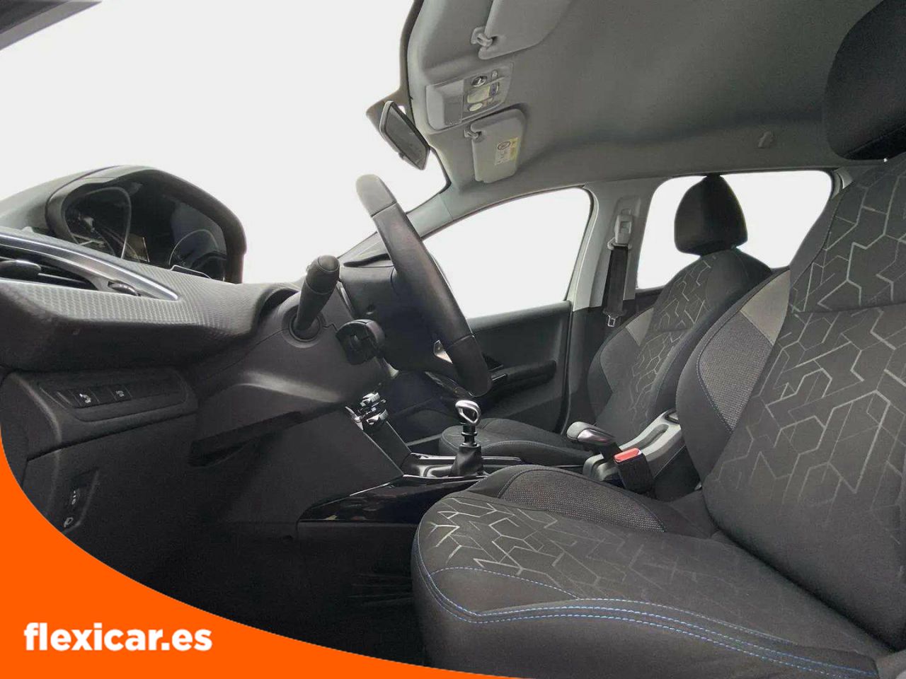 Foto Peugeot 2008 19