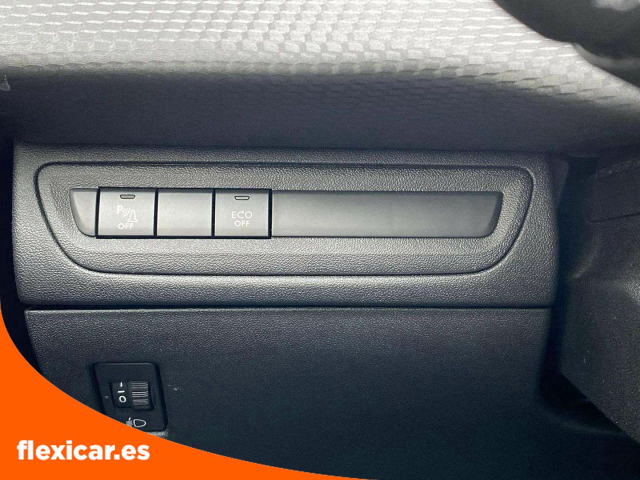 Foto Peugeot 2008 28