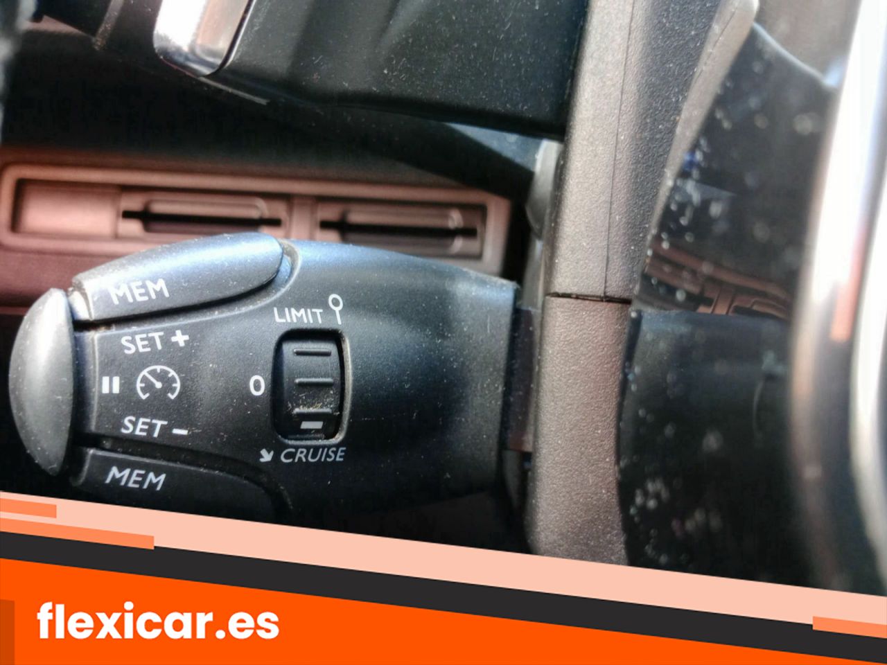 Foto Peugeot 5008 20
