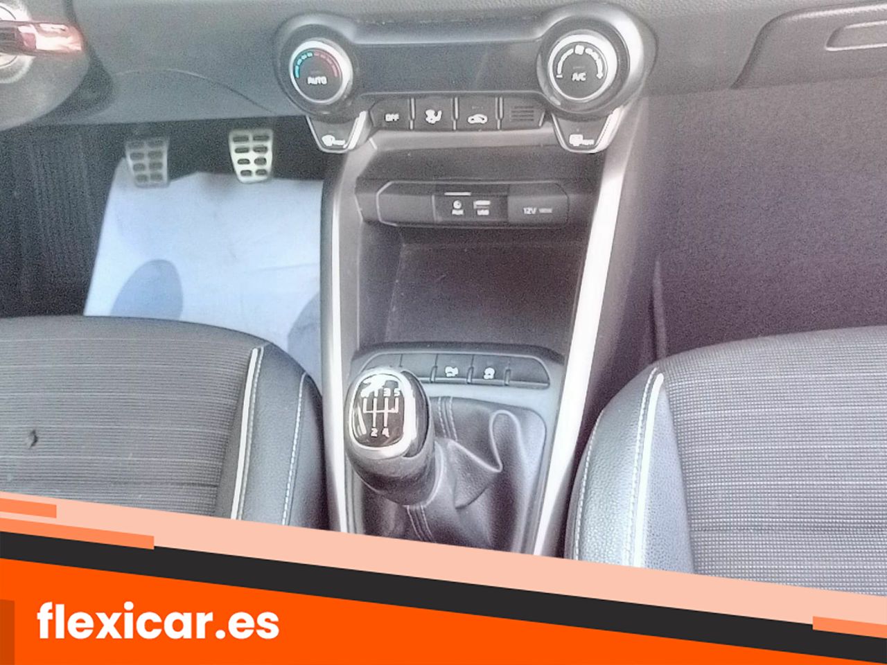 Foto Kia Rio 19