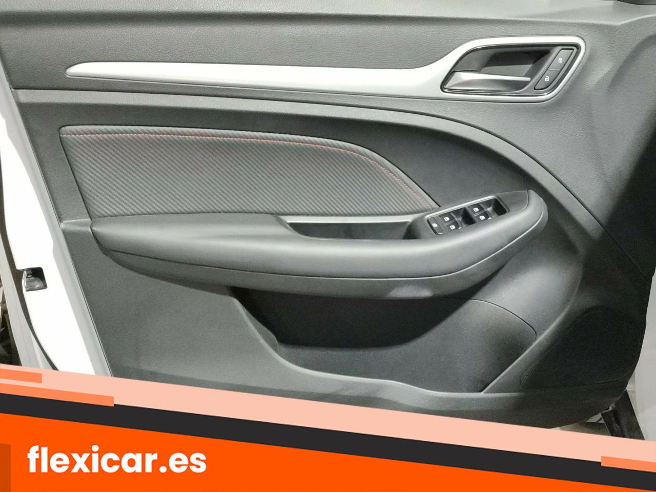 Foto MG ZS 13