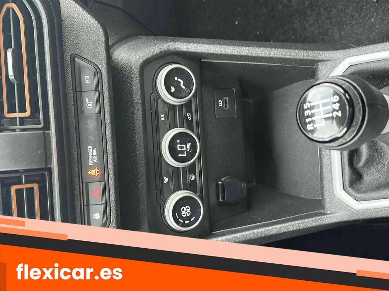 Foto Dacia Sandero 16