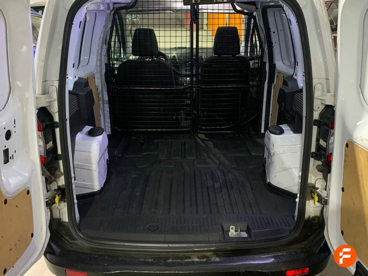 Foto Ford Tourneo Courier 4