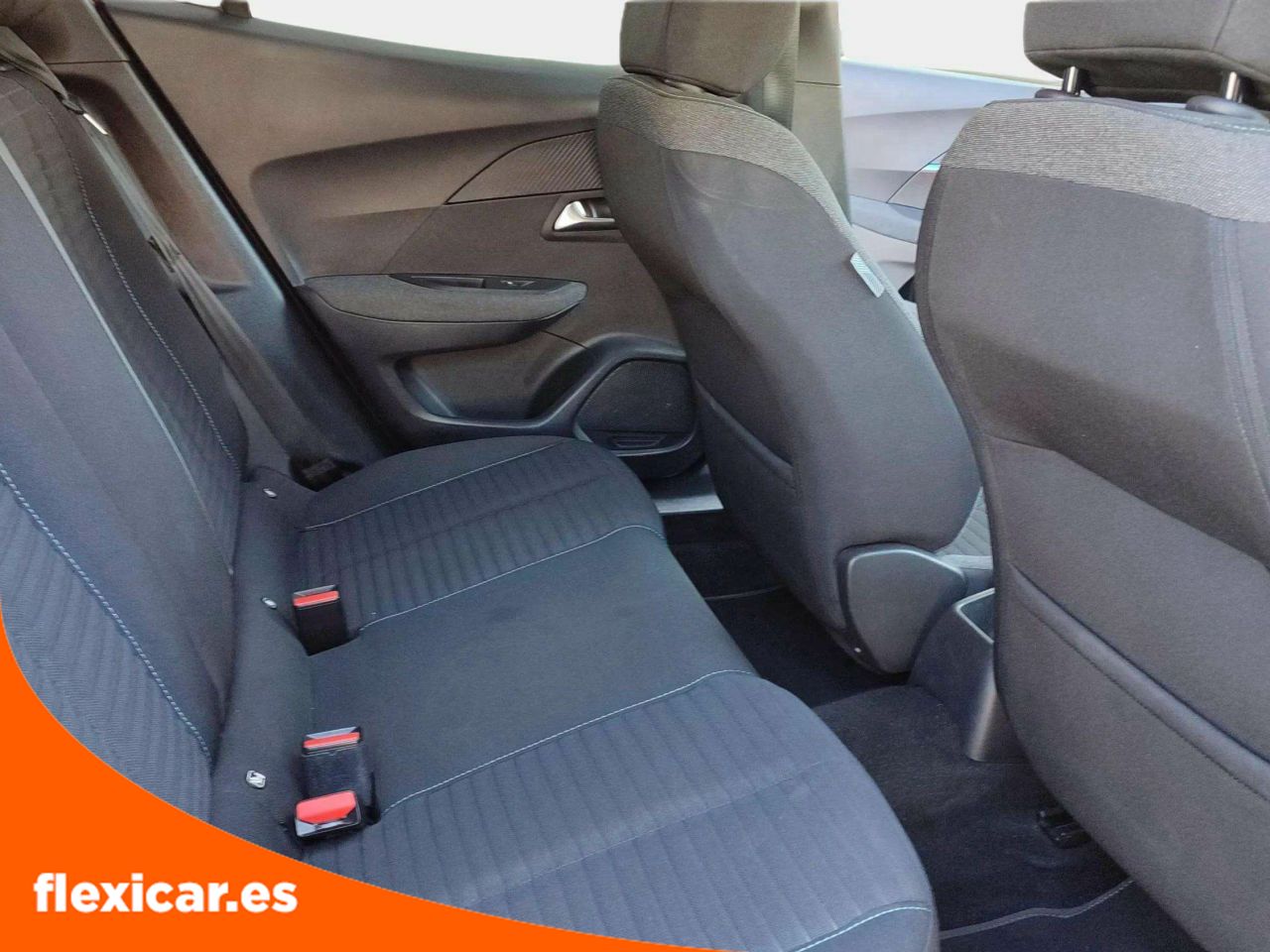 Foto Peugeot 2008 13